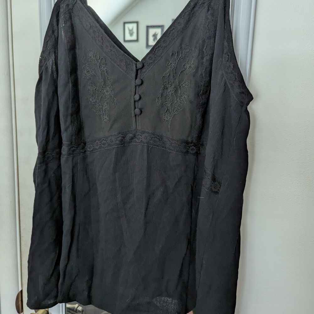 Elegant Black Lace Women's Top